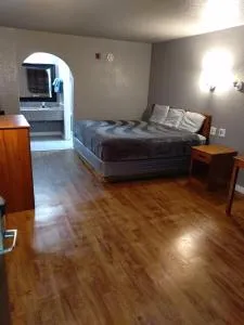 1 King Beds Hotel Studio 103 - Coldspring