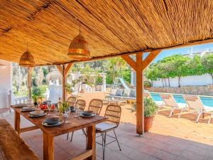 Villa Sierra Pinos Plus by Interhome