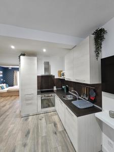 Sliema Promenade Suites I - Modern 2BR Apartment with Balcony