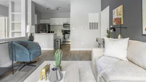 The Durham III Vibe 8726