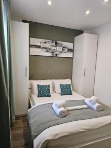Sliema Promenade Suites I - Modern 2BR Apartment with Balcony