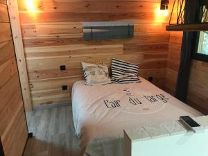 Chalets lou cabanot 640 Au Porte Du Bassin : photos des chambres