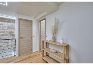 Apartment Le Marais place des Vosges by Studio prestige