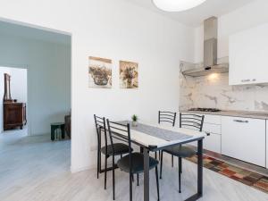 Apartment Casa Doni by Interhome