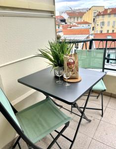 Studio centre ville de Nice à 200m de la plage