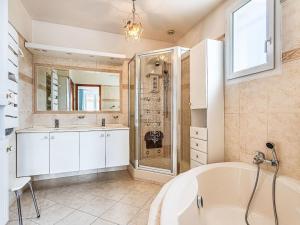 Holiday Home Villa la pivoine by Interhome