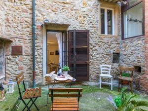 Apartment in Piazza by Interhome