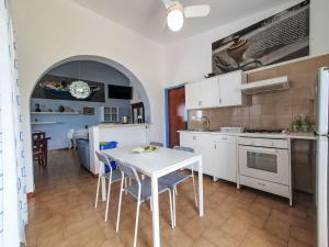 Apartment Terrazza sul Mare by Interhome