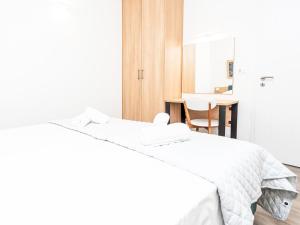 Apartment Medena-4 by Interhome