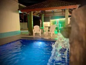 H&M private pool homestay - Kampong Padang Keladi