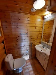 Spacious Apartment for 8 with Sauna