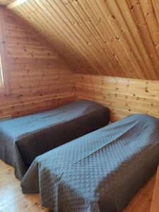 Spacious Apartment for 8 with Sauna