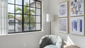 The Sunshine Vibe 8682