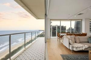 Mels Place - Stunning 3 Bed Getaway and Ocean Views