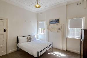 Central Charm on Best Street