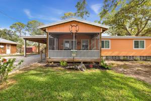 Gulf Girl a vintage Cedar Key retreat