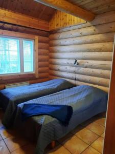 Spacious Apartment for 8 with Sauna