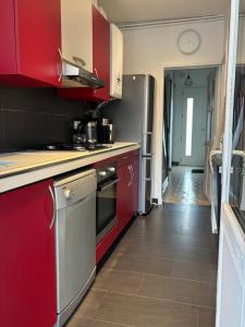 Maisons de vacances Villa Emma , maison classee 3 etoiles au centre de tout avec jardin clos a Chatellerault, a 20 mn Futuroscope&Aquascope : photos des chambres