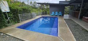 Cabaña y Piscina el Lorito