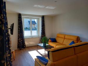 Maison avec piscine, boulodrome dans les Pyrénées