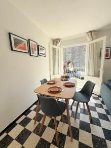 Appartements Appartement au pied des remparts : photos des chambres