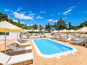 Apartment Medena-2 by Interhome