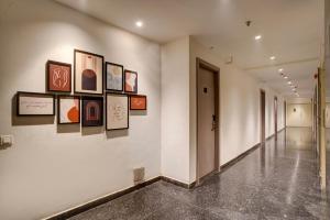 IVA Premium Hotel Aerocity - Free Airport Pickup and Drop