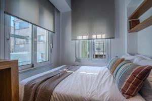 Stylish & Renovated Apartment-Heart of Psirri