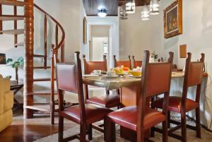 Capivari - Lareira - Estilo Clássico de Casa de Campo