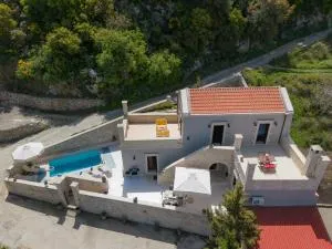 Evergreen - Yerakárion