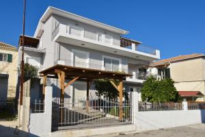 Regalo Apartments Lefkada Greece