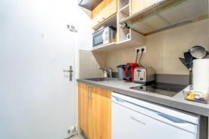 Petit Eden l Balcony & Peaceful l Shellter Rentals