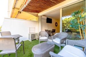 Petit Eden l Balcony & Peaceful l Shellter Rentals