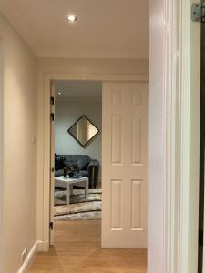 2 Bedroom Flat with 24 7 security and concierge