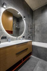 Новобудова в бізнес класі з краєвидом