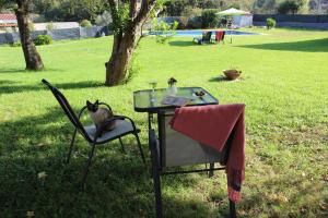 A Broula Casa con piscina