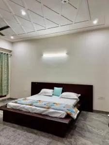 Matra chaaya - Khurja