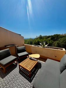 Quiet apartment and sea view