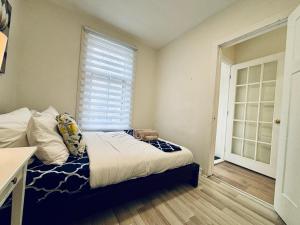 Sleek And Comfortable Space