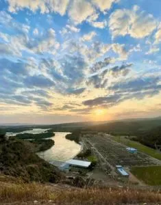 Sobrado com Suíte Master em Capitólio Furnas MG - 圣罗克迪米纳斯