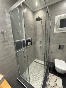Sunflower Modern Stay