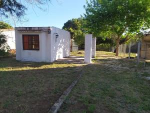Casita con barbacoa en bello horizonte dpto de canelones