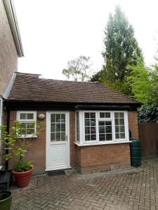 Cosy Home Opposite Addenbrookes Hospital - Free Parking