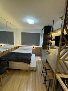 Studio novinho e lindo na orla!