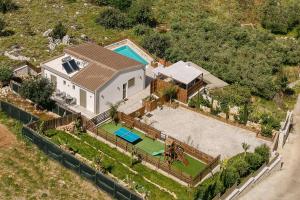 Halaro Villa