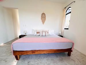 Mountain View, King Bed, Saltwater Pool, Kitchen, Fast WiFi, Air Conditioning - Montana at Casa Calavera