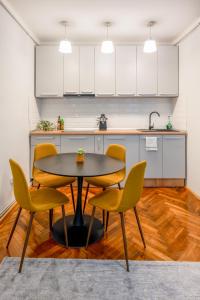 High-End Studio in Old Town - near Black Church