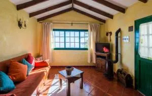 Acogedora casa rural con espectaculares vistas y BBQ - Isora