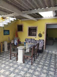 Kitão Completo ao lado da Balsa Bertioga