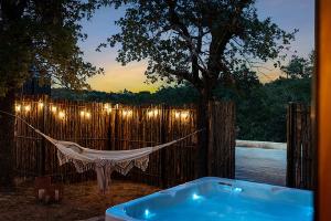 The Hillside at Meridian Hot tub & Firepit